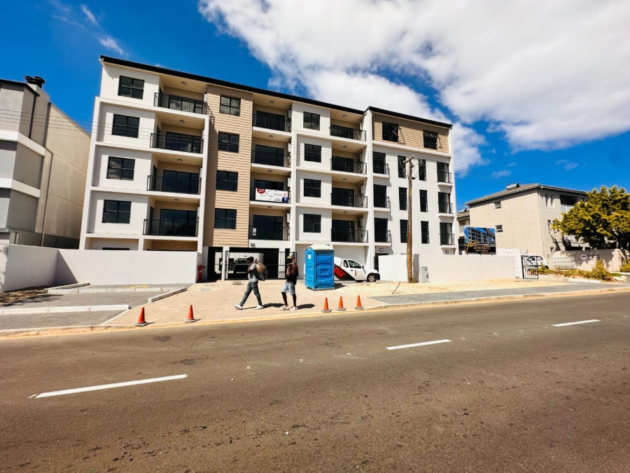 1 Bedroom Property for Sale in Table View Western Cape